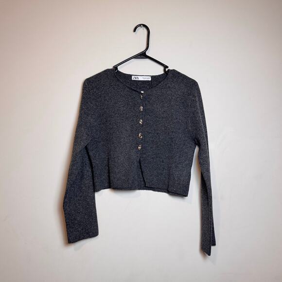 Zara Smooth Knit Crop Cardigan - Size S - Picture 4 of 7